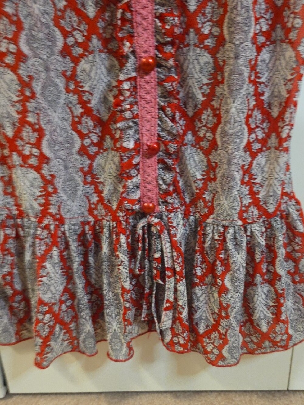Red Printed Short-Sleeve Button-Front Peplum Blouse - Picture 5 of 11